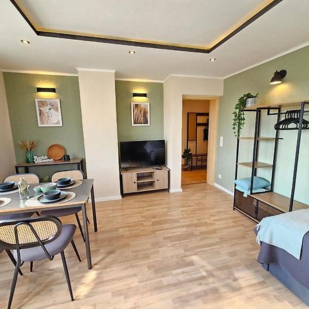 Neu Businessapp In Zentraler Lage Mit 3 Schlafzimmern Fuer Geschaeftsreisende Pendler Und Familien Naehe Sz See 잘츠기터 외부 사진